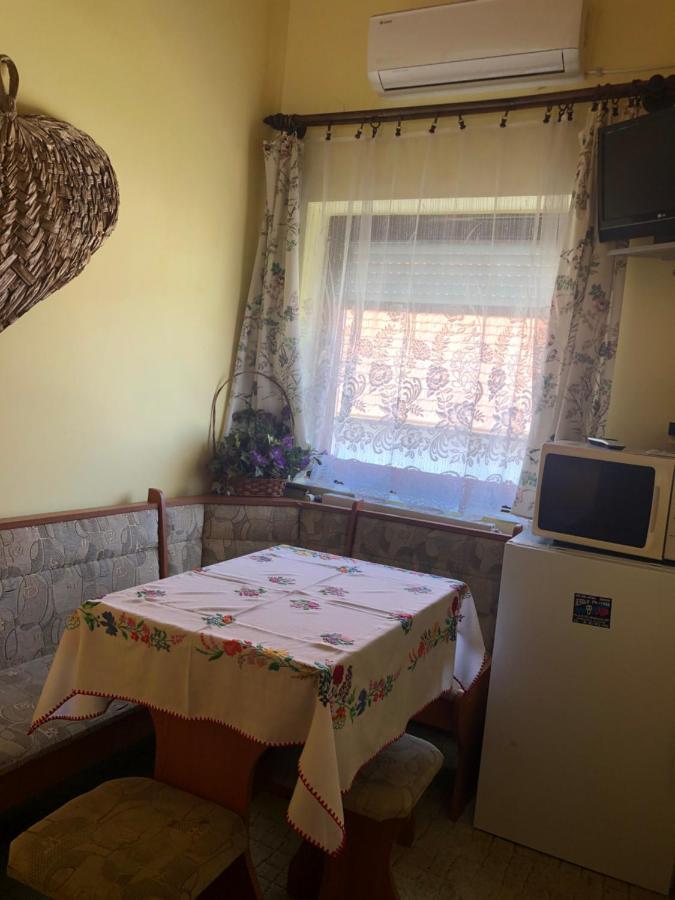 Jesolo Apartmanhaz Balatonkeresztúr Buitenkant foto