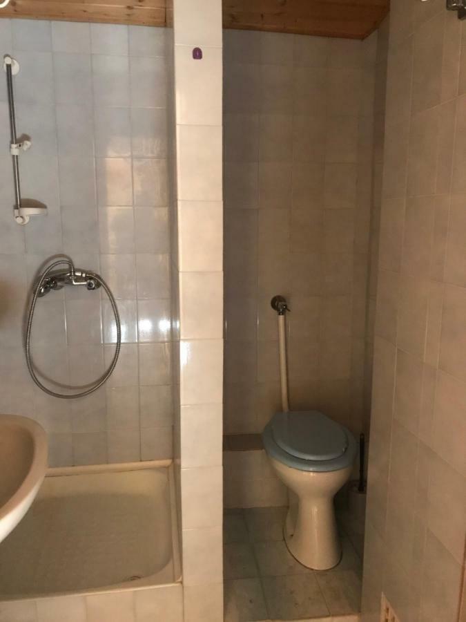 Jesolo Apartmanhaz Balatonkeresztúr Buitenkant foto